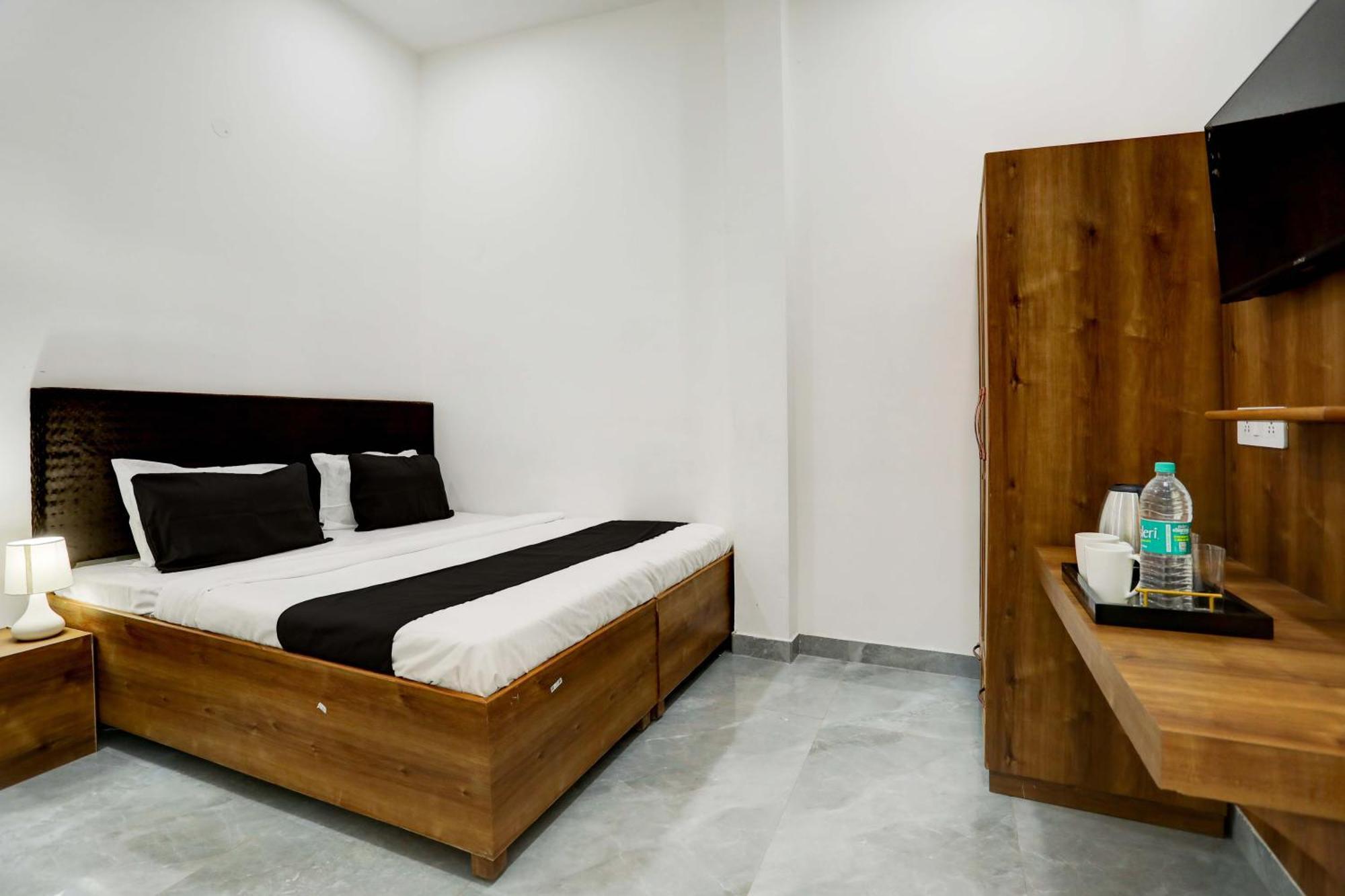 Play Rooms - Couple Friendly Delta II Greater Noida Luaran gambar
